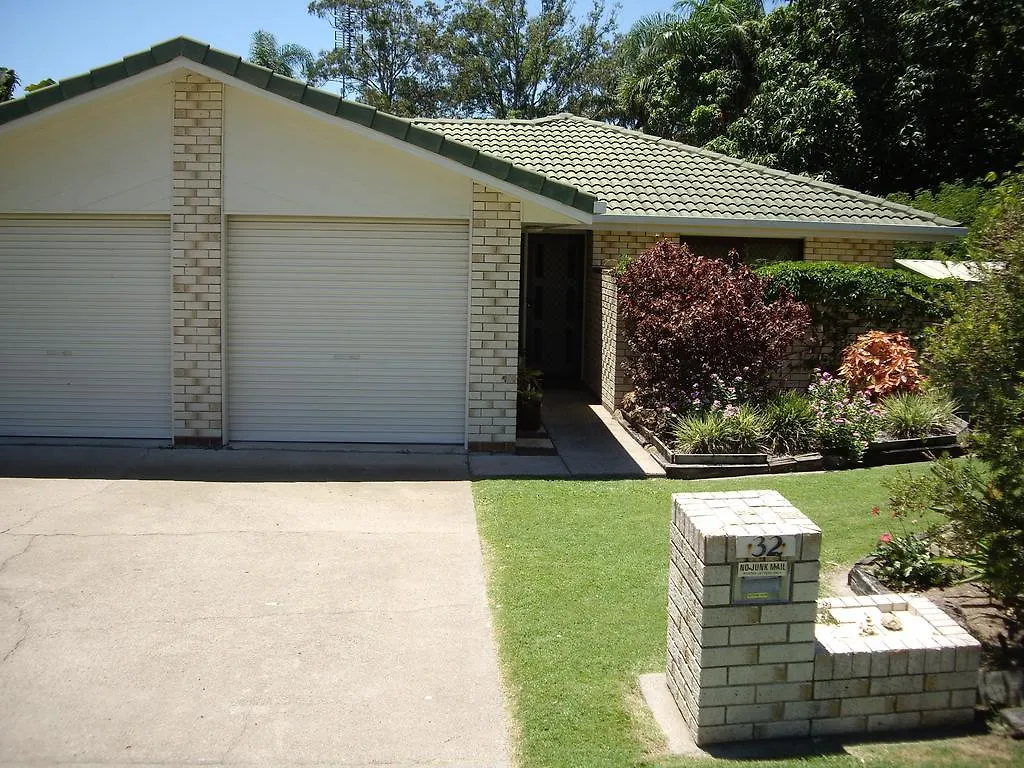 Anchor In Villa Hervey Bay
